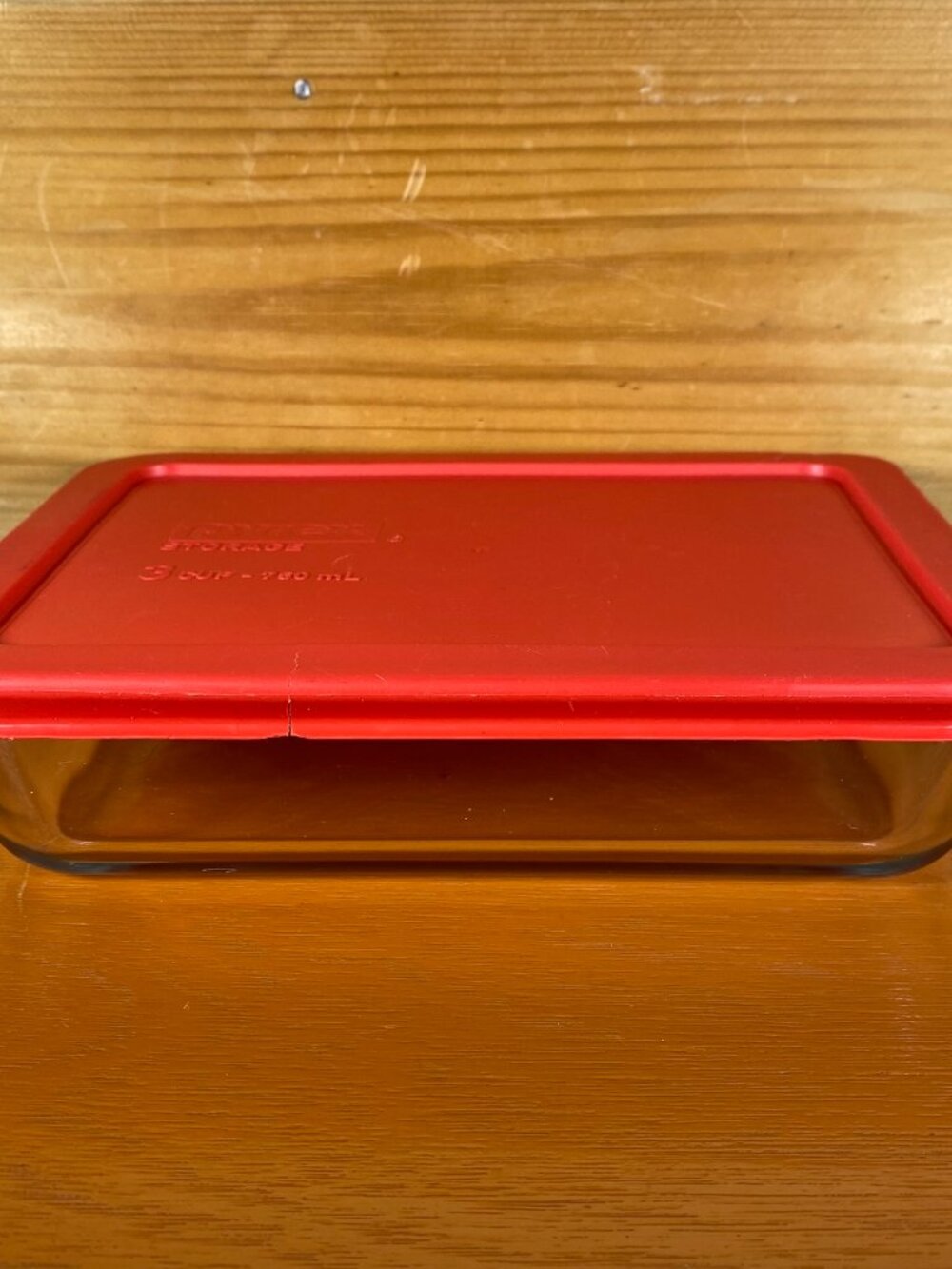 Pyrex 7210 Glass 3 Cup 7" x 5" x 1.5" Baking Casserole with Red Lid